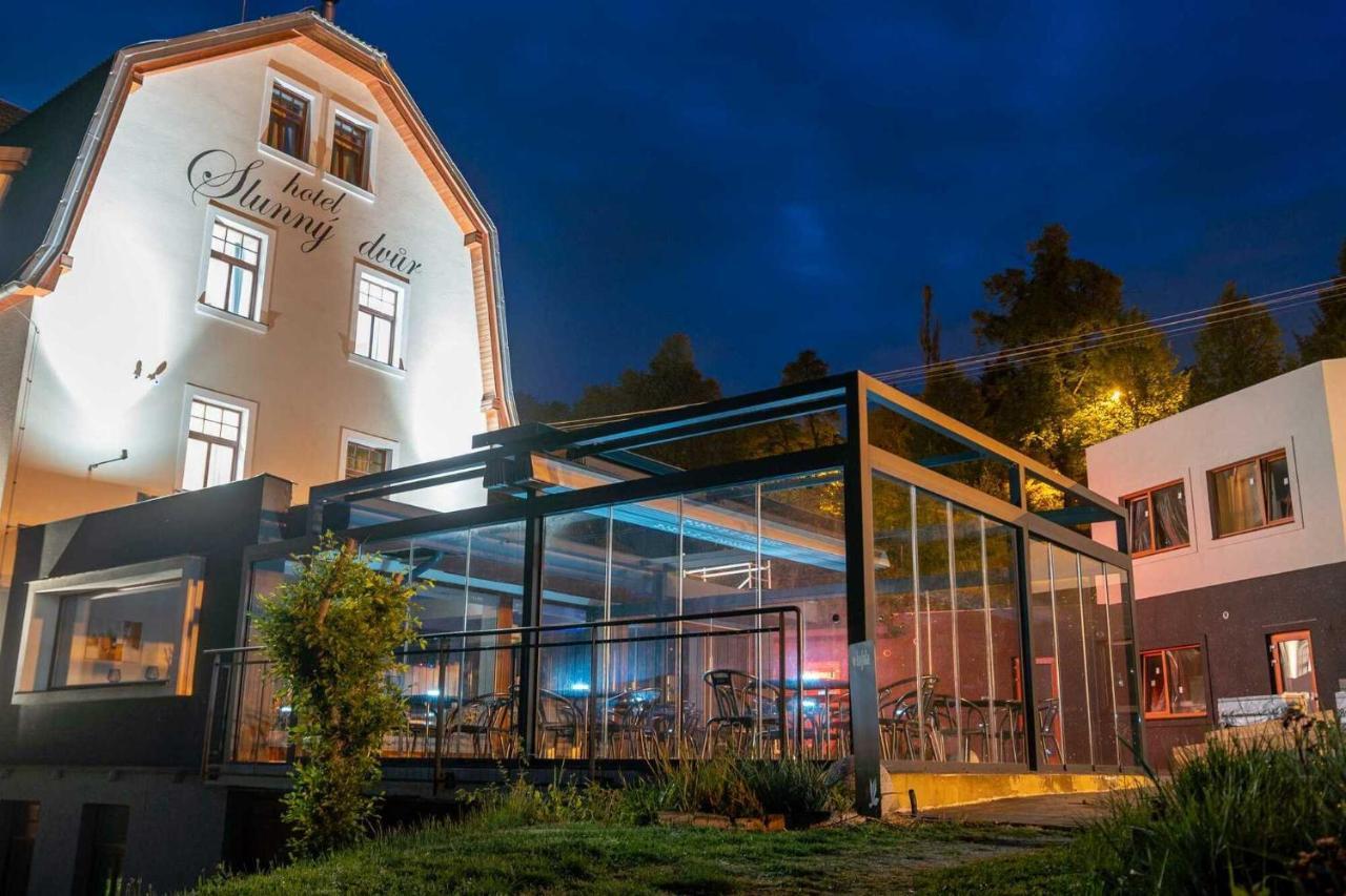 Jeseník Hotel Slunny Dvur מראה חיצוני תמונה